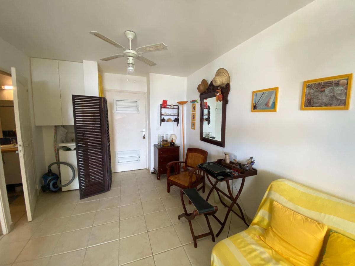 Les Hibiscus Apartment Sainte-Luce Bagian luar foto